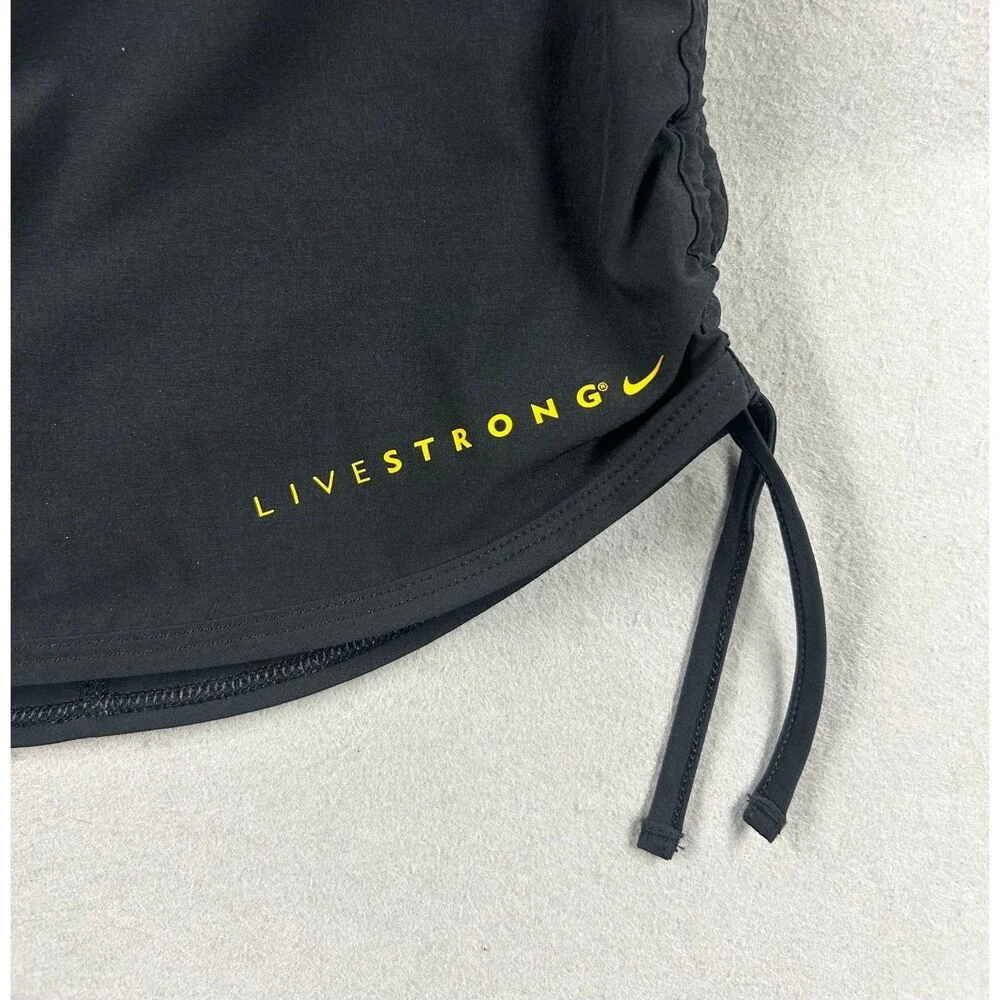 Nike Women’s LiveStrong Athletic Black Skort Medium